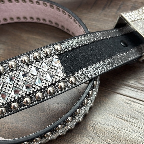 Nocona Genuine Leather Western bling,rhinestone belt,studs,removable buckle - Picture 3 of 14